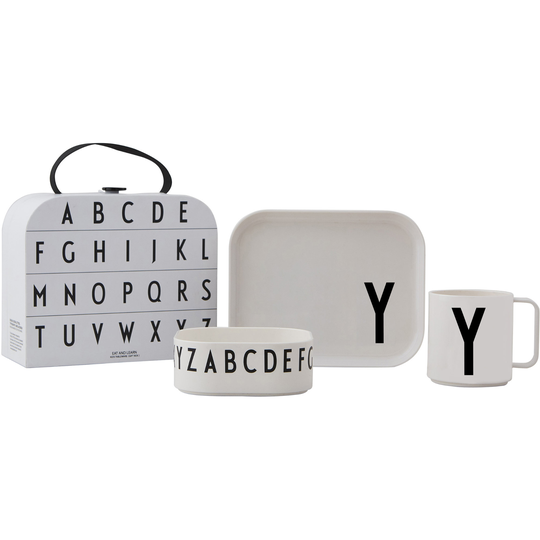 Design Letters Classics In A Suitcase -lahjarasia, Y